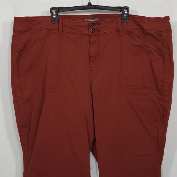 Torrid Rust (Orange / Brown) Cotton Denim with Spandex Capri Pants Plus Size 28 - Picture 5 of 5